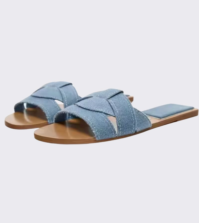 ZABA | Sandali Bassi con Eleganza Intrecciata