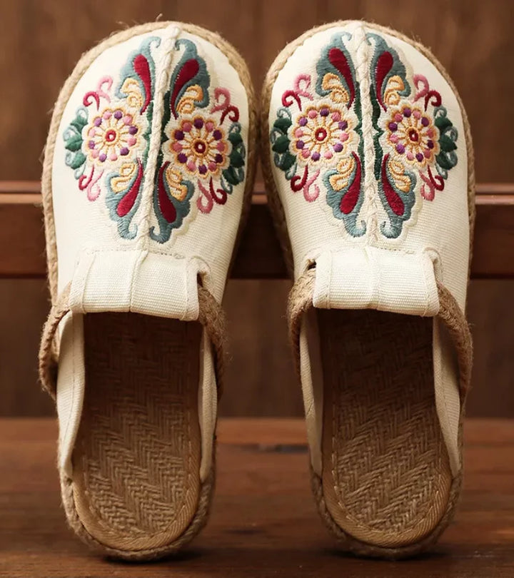 FLORA | Sandali Ricamati Ultra Leggeri